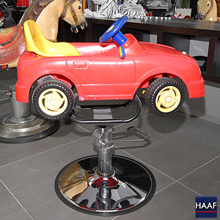 Frisierstuhl Auto